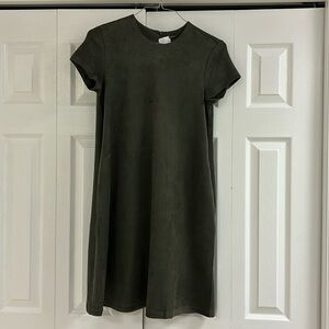 💥Cute J McLaughlin, faux, leather khaki green short sleeve dress - S